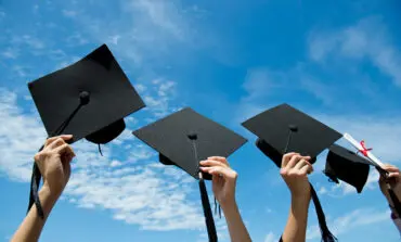 Huntington Bank partners with The Arab American News to give $75,000 in scholarships to Dearborn, DBH students