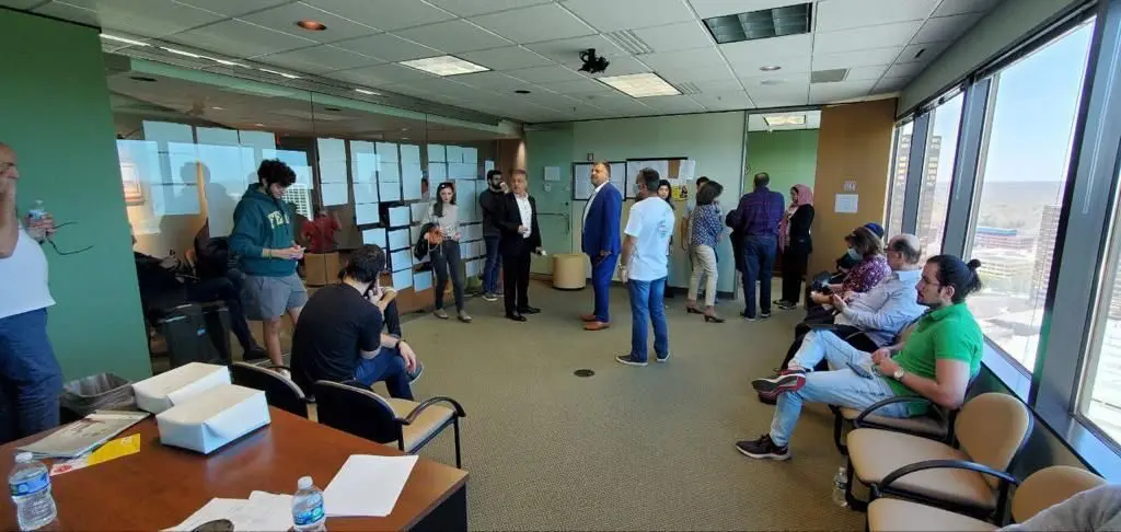 Lebanese voters from Michigan at the Consulate General of Lebanon, in Southfield, waiting to cast their vote, on May 8. – Photo by The Arab American News