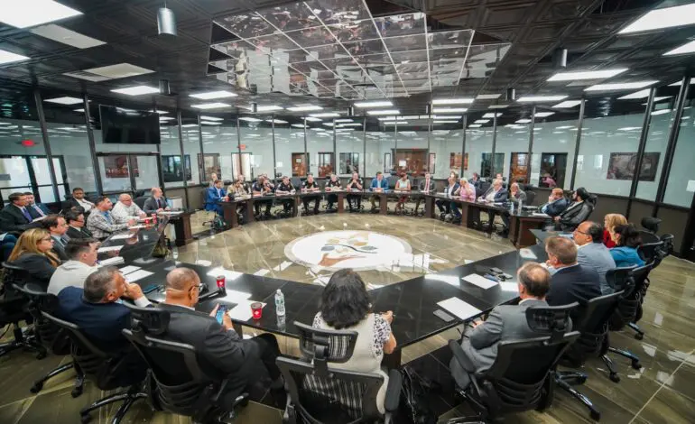 Community leaders, federal officials discuss "watchlist" and profiling at ports of entry