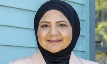 Danielle Elzayat seeks election to the Crestwood School Board