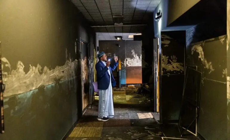 Minneapolis authorities investigating two mosque fires on consecutive days