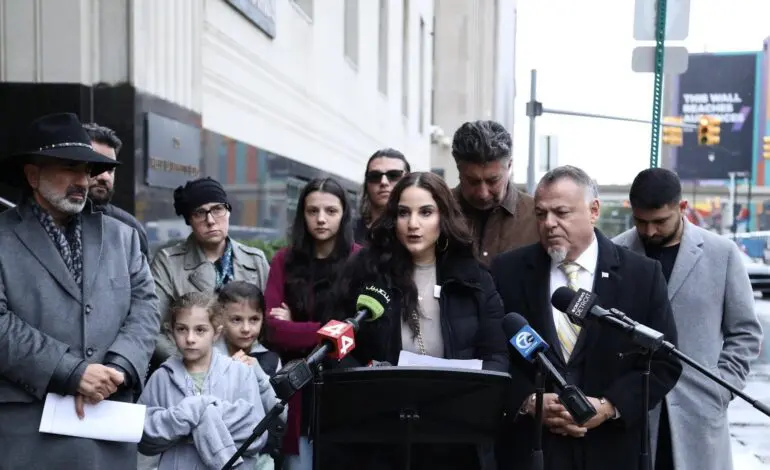 Livonia couple trapped in Gaza, appeals for help