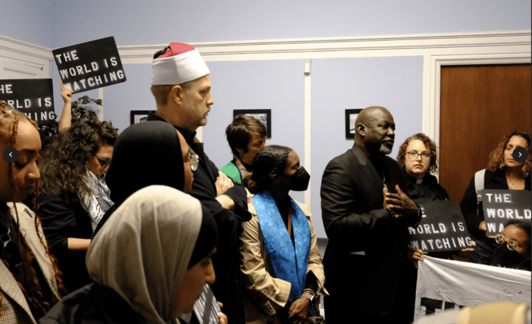 40 faith leaders & activists hold a pray-in at House Minority Leader Hakeem Jeffries’ office calling for an immediate ceasefire in Gaza