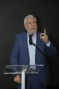 The Arab American News Publisher Osama Siblani speaks at the iftar dinner.