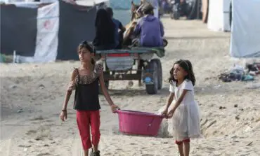 Israeli forces advance deeper into Rafah, Hamas fighters re-emerge in central Gaza as diplomacy falters