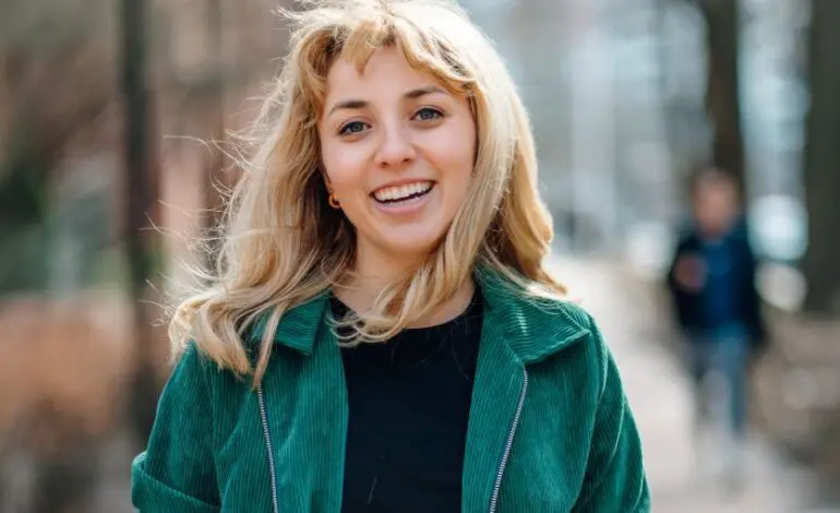 Palestinian American YouTuber Kat Abughazaleh announces Congressional run