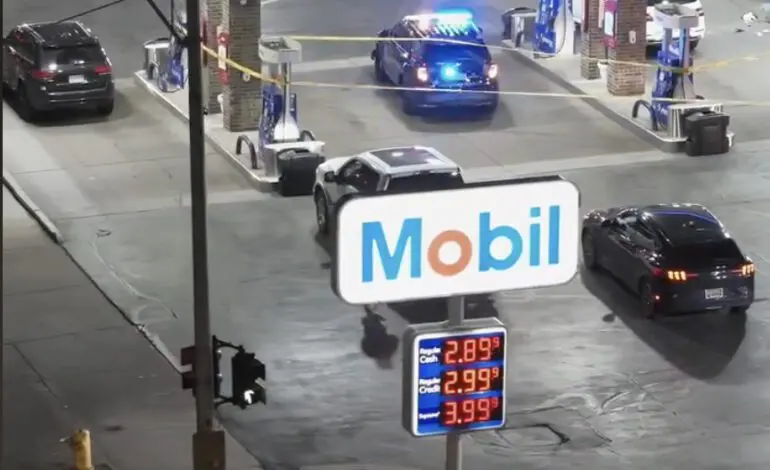 16-year-old seriously injured in fight between Arab American teenagers in Dearborn Wednesday, two suspects arrested