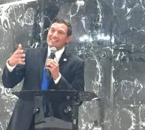 Russ Kavalhuna addresses the guests at his farewell reception and dinner on Thursday, June 12 at LaPita Banquet Hall in Dearborn. – Photos by The Arab American News