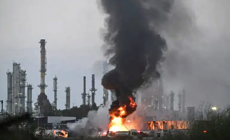 Israel-Iran conflict escalates, sparking fears of global war