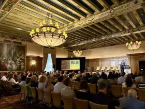 Detroit summit on the local news crisis.