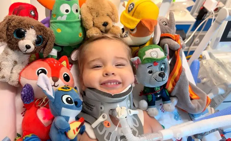 Arab American neurosurgeon Mohamad Bydon performs “miracle” surgery in Chicago