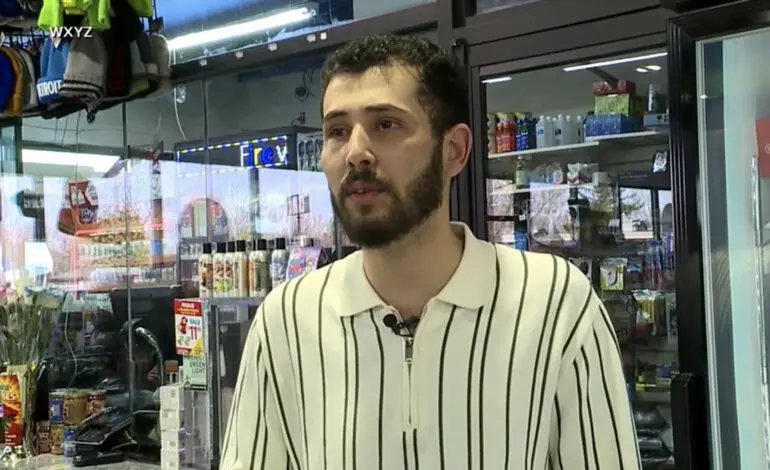 Yemeni immigrant hailed as hero after saving teen from armed kidnapper