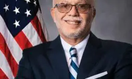 Warren C. Evans cruises to victory in Wayne County executive primary
