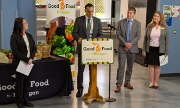 Dearborn Public Schools receives $460,565 grant to serve more Michigan-grown food