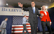 Closest race in Iowa caucus history as Romney tops Santorum by eight votes, Paul third