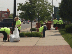 Christian group returns to volunteer in Dearborn, despite cancellation of Arab Festival