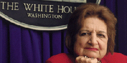Helen Thomas lives on in work of journalists she inspired