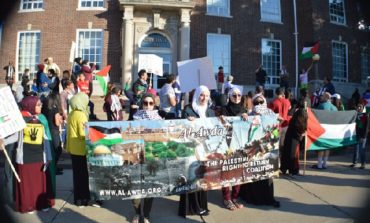 Arab Americans rally in solidarity with Palestinians