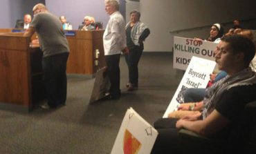 Tensions mount at city council meeting over ‘Boycott Israel’ proposal