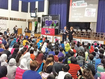 Head of Detroit FBI reads to Dearborn students