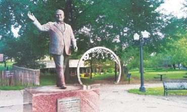 Should Orville Hubbard's statue be removed?