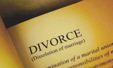 Spousal support can pressure men to grant religious divorce