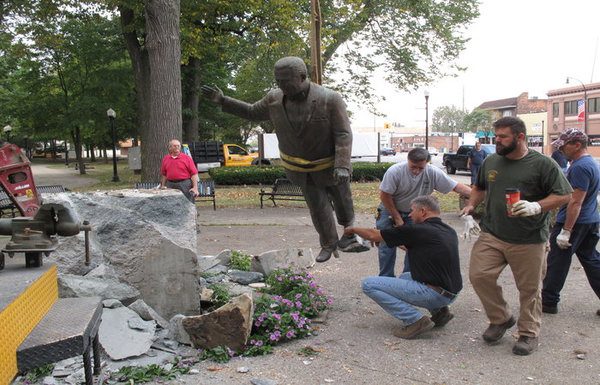 Dearborn removes Hubbard’s statue from former city hall