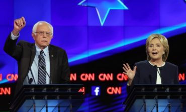 Clinton and Sanders to hold debate in Flint