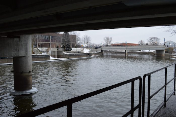 NAACP sues Michigan, governor over Flint crisis