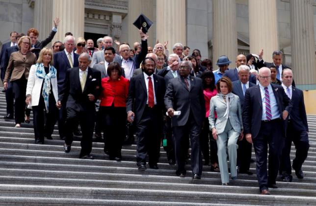 Gun control efforts fizzle out in Congress, Democrat sit-in ends