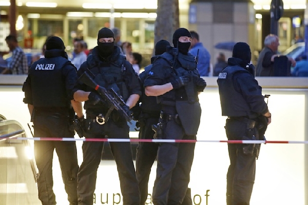 German-Iranian gunman kills at least nine in Munich shopping mall