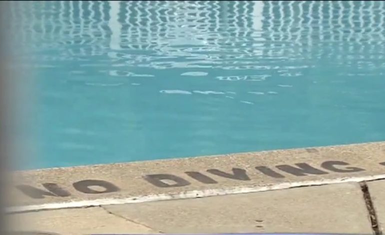 Man pulls gun on children at Dearborn pool