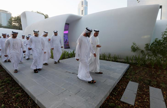 UAE warns residents not to wear traditional clothing when traveling