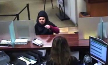 "Hijabi" bank robber hits Dearborn