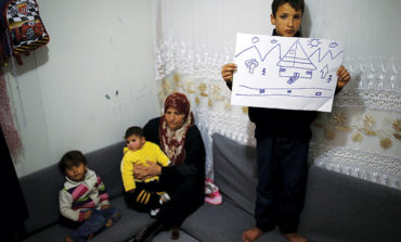 EU grants 348 million euros in aid for Syrian refugees in Turkey