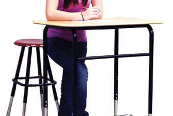 Classroom standing desks may help kids slim down