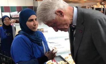 Bill Clinton woos Arab Americans with surprise Dearborn visit