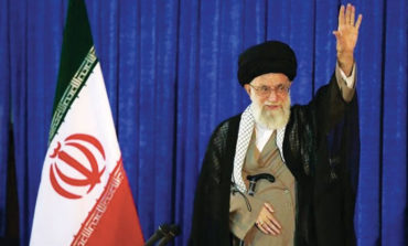 Iran warns of retaliation if U.S. breaches nuclear deal