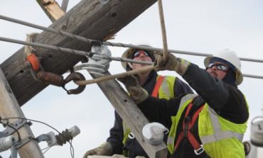 High winds cause 600K to lose power in Metro Detroit