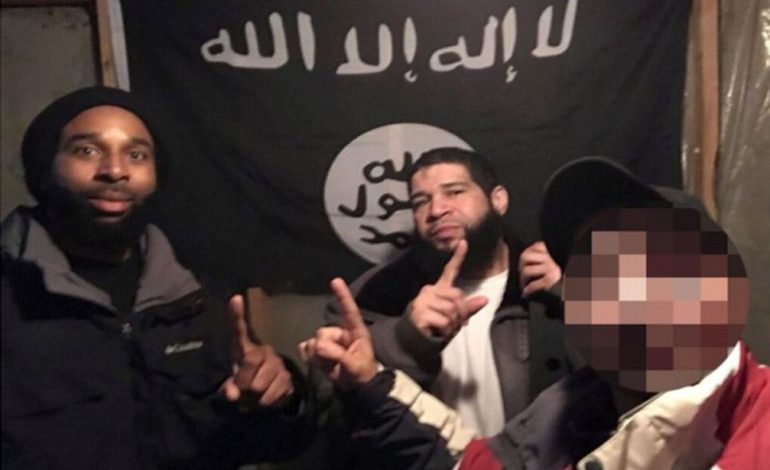 Two Illinois men charged with conspiring to aid ISIS