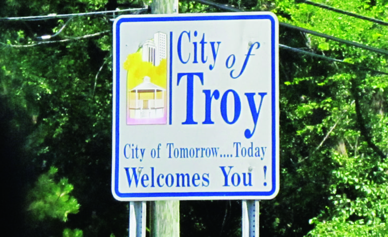 Troy City Council unanimously passes ‘welcoming city’ resolution