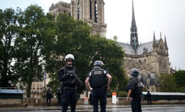 French counter-terrorism unit investigates attack on Notre Dame