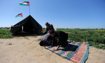 Palestinians in Gaza plan tent city protest along Israeli border