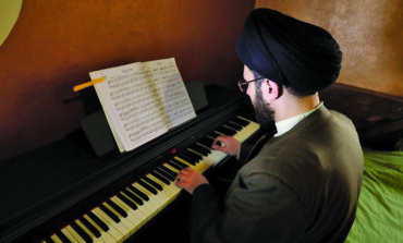 Lebanese cleric's piano playing strikes wrong note for some