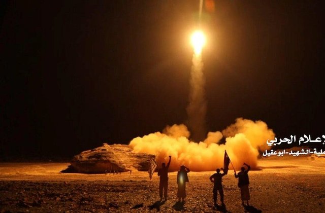 Barrage of missiles on Saudi Arabia ramps up Yemen war