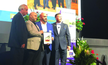 Arab American family receives prestigious regional business award