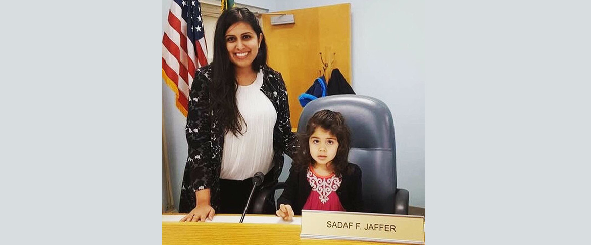 Sadaf Jaffer Sworn In As America S First Female Muslim Mayor