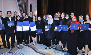 LAHC honors two leaders, awards $60k in scholarships to high achievers in sold-out gala