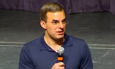 Republican Congressman Amash receives standing ovation after calling for Trump's impeachment
