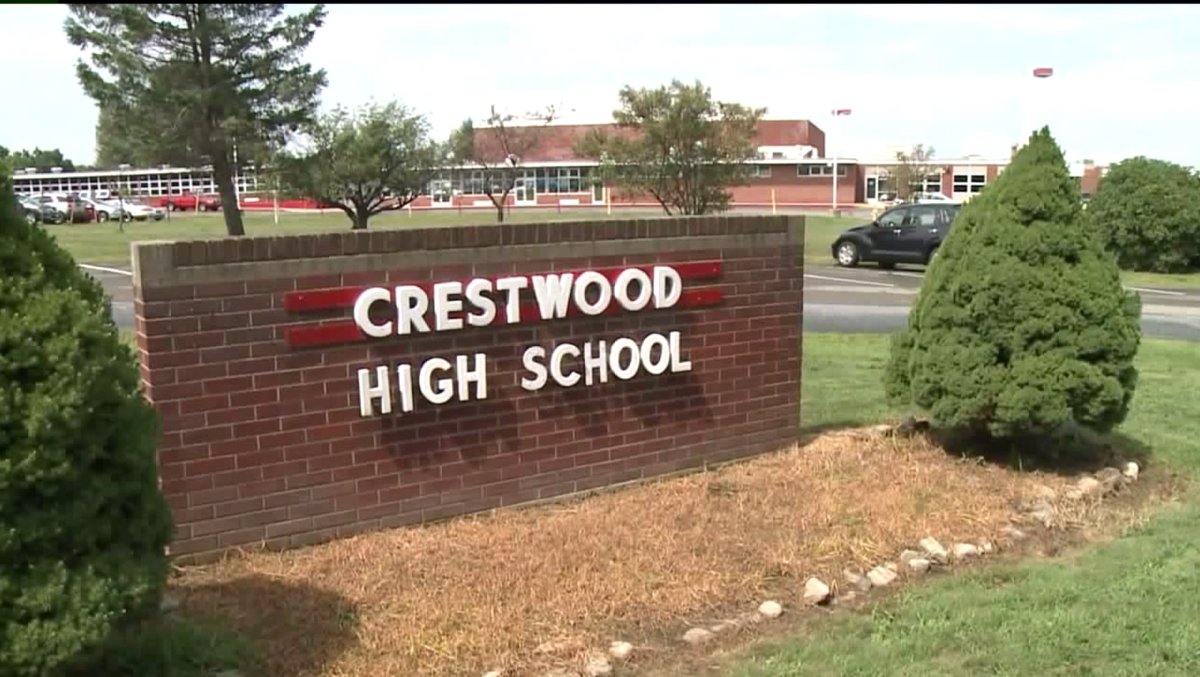 Crestwood School District board to interview four candidates for